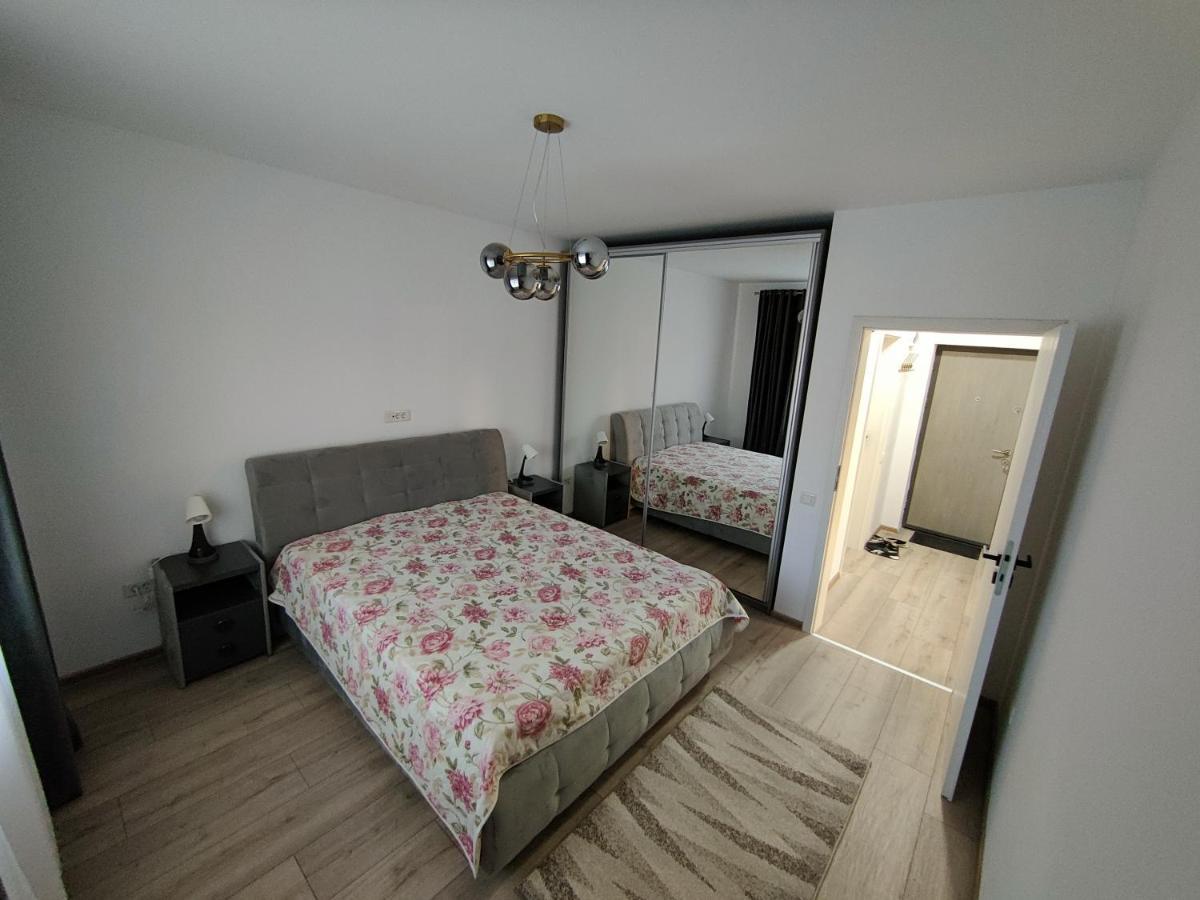 2 Rooms Apartment I Love Tea Bukarest Kültér fotó